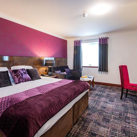 The Victoria Hotel Manchester By Compass Hospitality Oldham Kültér fotó