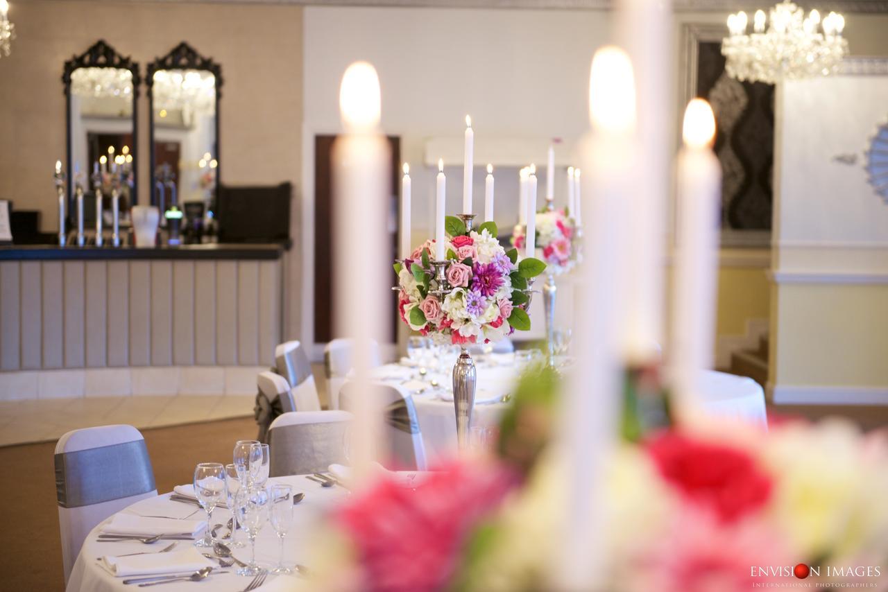 The Victoria Hotel Manchester By Compass Hospitality Oldham Kültér fotó
