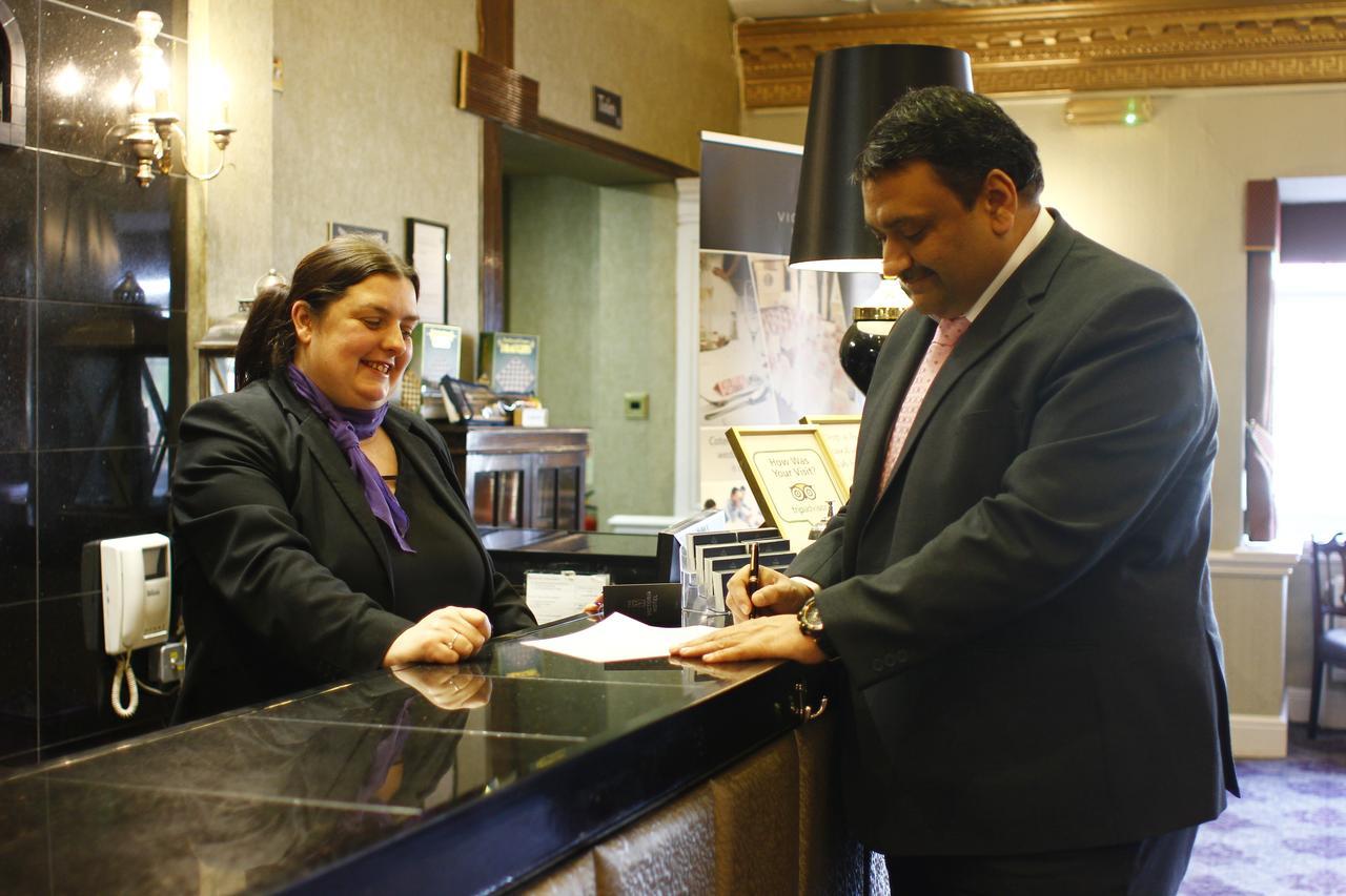 The Victoria Hotel Manchester By Compass Hospitality Oldham Kültér fotó