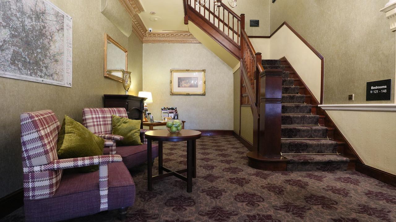 The Victoria Hotel Manchester By Compass Hospitality Oldham Kültér fotó